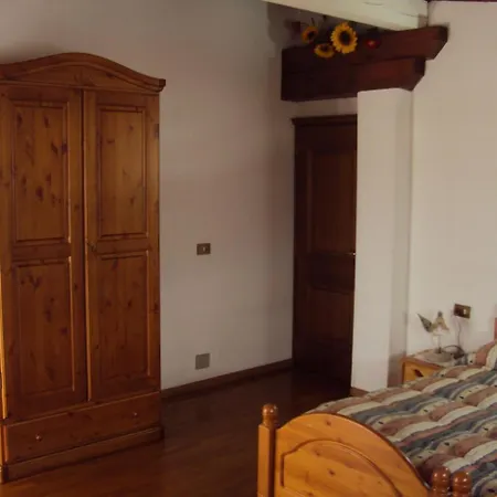 La Casa Di Beppe E Apartment *